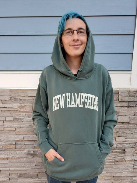 (XL) VINTAGE "NEW HAMPSHIRE" ALPINE GREEN, SWEATSHIRT (ARTFORMS)