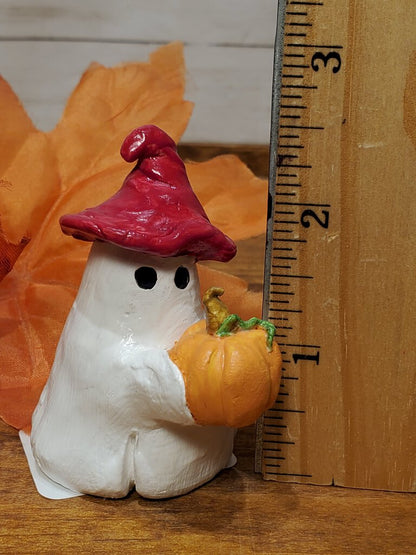 Pumpkin Red Hat Clay Ghost